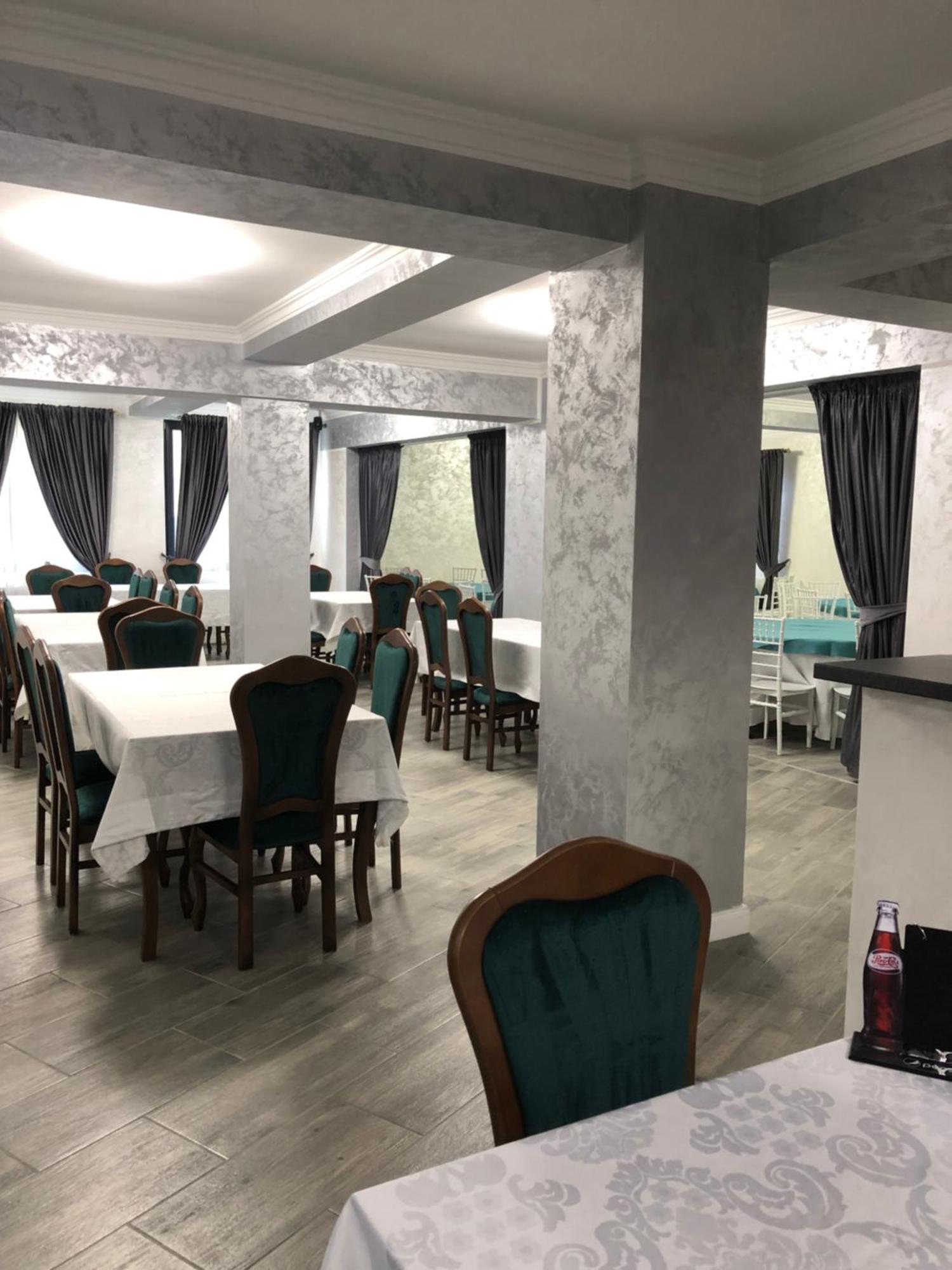 Pensiunea Cascada Putnei Lepşa Exterior foto